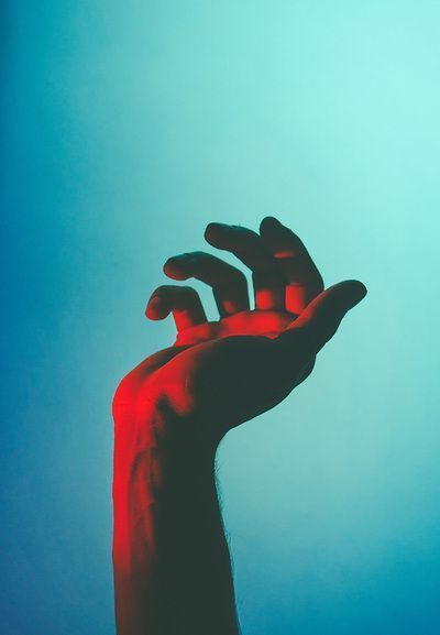 High Contrast photography ideas High Contrast Photography, Contrast Photography, Hand Photography, Hand Reference, Foto Art, High Contrast, Red Light, Photography Inspo, Dc Universe