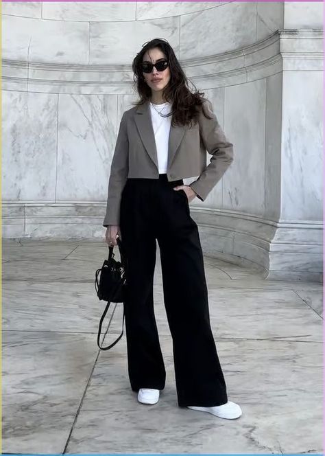 Cropped Blazer Wide Leg Pants, Black Blazer Outfit Aesthetic, High School Party Ideas, Black Wide Pants Outfit Classy, Black Formal Pants Outfit, Black Cropped Blazer Outfit, Cropped Blazer Outfit Street Style, Graduation Party Ideas Decorations, Court Outfits