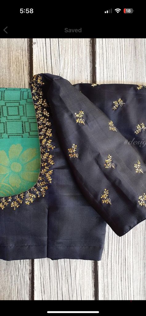 Olive Green Blouse Designs, Black Aari Work Blouse, Simple Thread Work Blouse Designs, Engagement Stills, Half Sleeve Blouse Designs, Basic Blouse Designs, Green Blouse Designs, Aari Design, Cotton Blouse Design