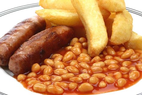 12 Poor People Meals We Will Eat No Matter How Rich We Get Poor People Meals, Beans And Weenies, Sausage And Chips, Poor People Food, Noodles Images, Pie Images, Indulgent Food, Tuna Casserole, Buttered Noodles