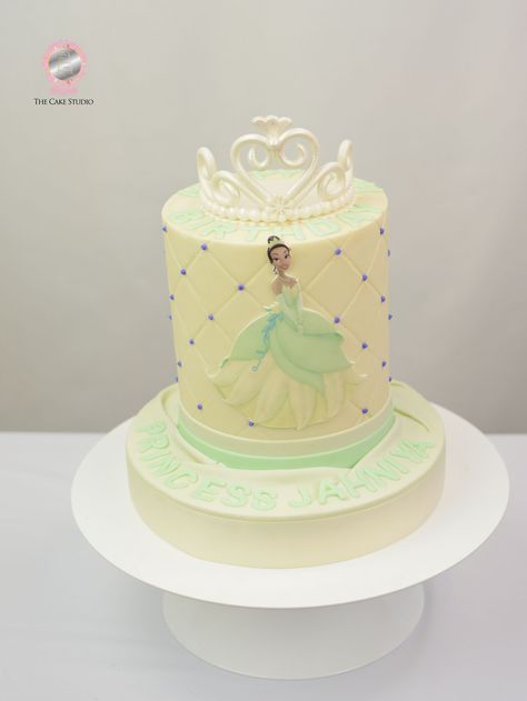 https://flic.kr/p/TVcMBK | Princess Tiana Cake Tiana Princess And The Frog Cake, Princess Cake Birthday, Princess And The Frog Cake, Tiana Cake, Princess Wedding Cakes, Tiana Party, Princess Tiana Party, Princess Tiana Birthday Party, Article Ideas