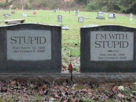 Matching Funny Headstones Cemetery Headstones, Famous Graves, Old Cemeteries, After Life, Six Feet Under, Grave Marker, Tombstone, Funny Signs, Graveyard