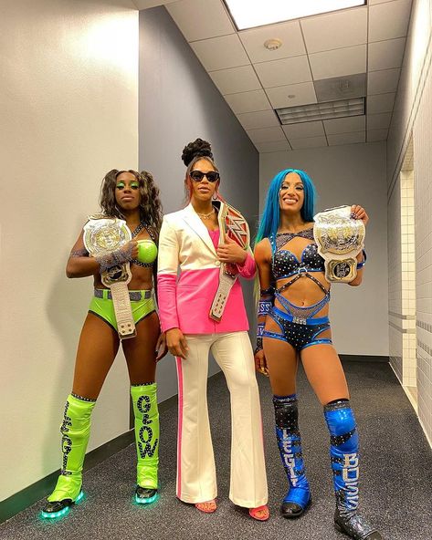 Sasha Banks And Naomi, Bianca Belair Wwe, Trinity Fatu, Mercedes Mone, Mercedes Varnado, Bianca Belair, Tna Impact, Raw Women's Champion, Liv Morgan