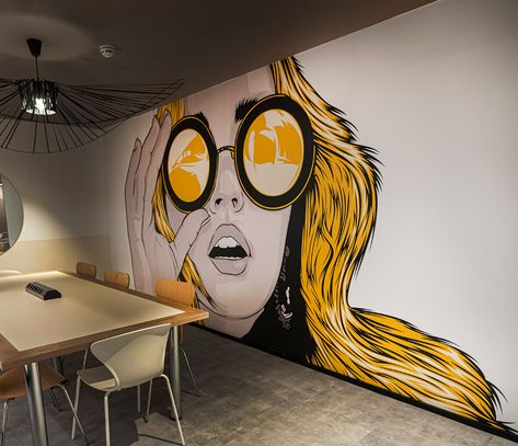 Restaurant Wall Painting Art, Anime Mural Wall Art, Mural Wall Art Paintings, Cafe Wall Painting, Grafitti Art Ideas, Pop Art Mural, Mural Wall Painting, Graffiti Wall Mural, Wall Art Restaurant