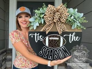 SweetieSignCompany - Etsy Cricut Door Hanger Christmas, Football Wood Signs Diy, Auburn Football Wreath, Football Season Porch Decor, University Of Tennessee Door Hanger, Ohio State Wood Crafts, Fall Football Decor Ideas For The Home, Fall Door Rounds, Football Season Door Hangers