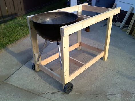 Home brew Weber Performer - The BBQ BRETHREN FORUMS. Weber Grill Cart, Weber Grill Table Diy, Weber Grill Table, Diy Grill Table, Bbq Cart, Grill Diy, Table Grill, Grill Cart, Diy Grill