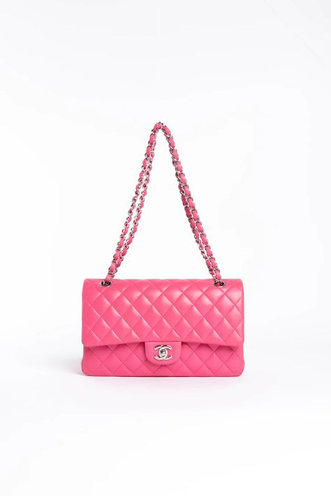 Pink Designer Bags, Chanel Handbags Pink, Pretty Handbags, Pink Chanel Bag, Luxury Bags Collection, Chanel Brand, Accessories Bags Shoes, Pink Chanel, Fancy Bags