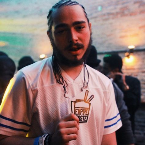 Post Malone Go Flex, White Iverson, Post Malone Lyrics, Post Malone Wallpaper, Hip Hop And R&b, Love Post, Music Magazines, American Rappers, Latest Albums