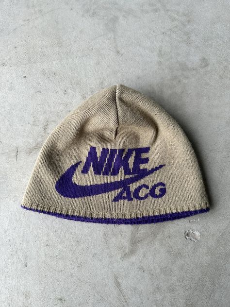 Nike Vintage Nike ACG Two-Sided Beanie Hat RARE | Grailed Nike Beanie, Vintage Beanie, Geeky Clothes, Beanie Fits, Funky Hats, Nike Hat, Beanie Style, Mens Outfit Inspiration, Nike Vintage