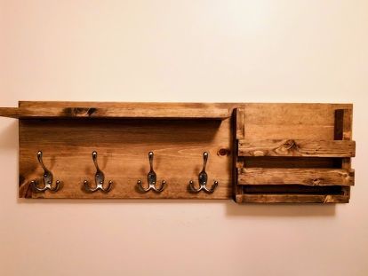 Simple DIY entry way coat rack with mail organizer and floating shelf. #diy #coatrack #foyer #entryway #diyhomedecor Wood Working Shelf, Woodwork To Sell, Diy Mail And Key Holder, Diy Wood Key Holder, Entry Coat Rack Ideas, Diy Coat Rack Wall Entryway, Coat Rack Diy Wall, Diy Key Rack, Diy Coat Rack Wall