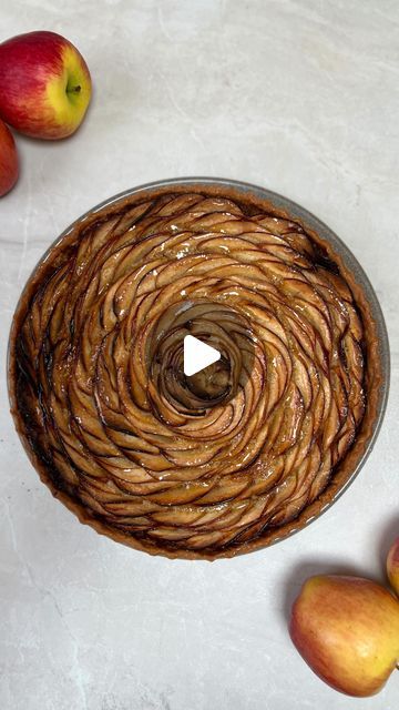 Emelia Jackson on Instagram: "A little apple Frangipane tart - another 4 apples gone from the pile! 

200g sugar
200g almond meal
200g softened unsalted butter
2 eggs
Cinnamon and vanilla - to taste (I did 2 tsp each ish) 
9 inch tart shell 
4 apples, thinly sliced

Bake at 180c for 50 minutes - glaze with a little honey (warmed in the microwave to make life easier)

The cinnamon in the Frangipane is a game changer and works so perfectly in this tart. Highly recommend 10/10 (if I do say so myself!)" Apple Frangipane Tart, Apple Frangipane, Healthy Tart, Frangipane Tart, Almond Meal, Tart Shells, Make Life Easier, 2 Eggs, Almond Recipes