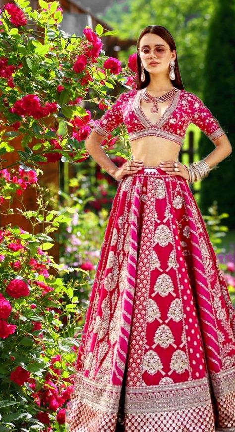 Patola Ghagra Choli, Different Kali Lehenga, Trending Lehenga Designs, Kali Lehenga, Illustration Dress, Half Saree Lehenga, Indian Outfits Lehenga, Wedding Lehenga Designs, Lehenga Designs Simple