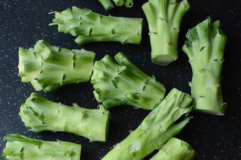 Broccoli Stem Soup — ButterYum — a tasty little food blog Ways To Use Broccoli, What To Do With Broccoli, Leftover Broccoli, Broccoli Stalks, Soup Broccoli, Cook Broccoli, Broccoli Sauteed, Broccoli Stalk, How To Cook Broccoli