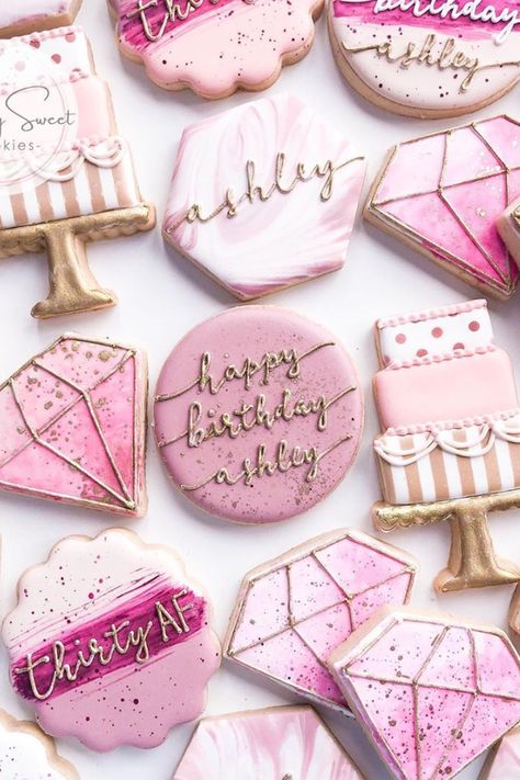 24th Birthday Cake, Cheers To 30 Years, Vintage Birthday Party, 30th Birthday Ideas For Women, 30th Birthday Party Ideas, 30th Birthday Themes, Happy Birthday Cookie, Vintage Birthday Parties, Cookie Sets