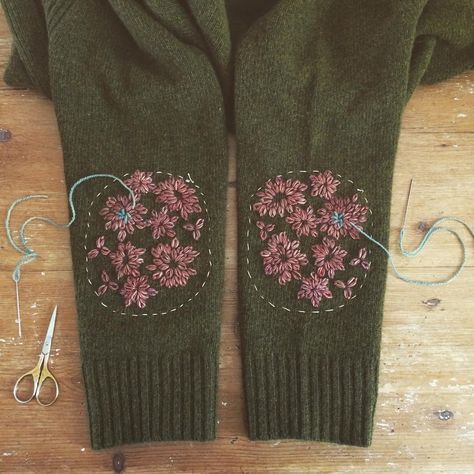 Tattoo Placements, Mending Clothes, Pola Sulam, Sewing Embroidery, 자수 디자인, Elbow Patches, Embroidery Inspiration, Embroidery Patches, Diy Embroidery