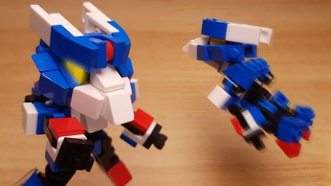 Blue Crow (similar with Mecha Crow from Brawl Stars)   - LEGO,mini LEGO,micro LEGO,robot,mecha,mech,meca,tutorials,instructions Robot Tutorial, Lego Stem Activities, Robot Dragon, Origami Logo, Mini Robot, Power Rangers Megazord, Lego Transformers, Lego Micro, Micro Lego