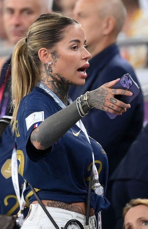 Russian Tattoo, Football Wags, Tattoed Women, Weird Tattoos, Bad Tattoos, Head Tattoos, Hot Tattoos, Tattooed Women, Tattoo Girls