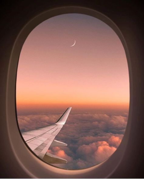 Me Vale, Amor Anime, Aidan Gallagher, Airplane View, The Sky, Anime, Instagram