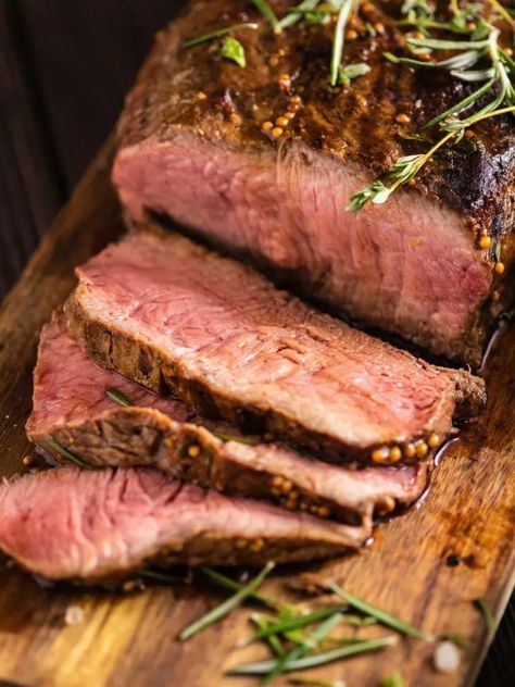 Barefoot Contessa Beef Tenderloin Recipe - Table for Seven Sous Vide Roast Beef Recipe, Sous Vide Roast Beef, Sous Vide Chuck Roast, Garlic Roast Beef, Beef Tenderloin Recipe, Garlic Roast, Roast Beef Recipe, Beef Tenderloin Recipes, Ribeye Roast