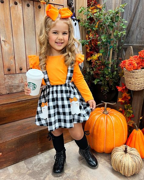 Ghostest with the Mostest 🧡➡️ Fall looks to Love! . #halloweenkids #kidshalloween #halloweenobsessed #spookyseason #halloweenoutfit #halloweenstyle #halloweenfashion #kidsfallfashion #toddlergirlfashion #kidsdress #fallstyle #cutestkids Girl Toddler Fall Outfits, Fall Outfits Girls Kids, Toddler Fall Photos, Kid Halloween Costumes Girl, Fall Toddler Outfits Girl, Toddler School Outfits Girl, Toddler Girl Costumes For Halloween, Girl Toddler Halloween Costumes, Toddler Girl Overalls Outfit