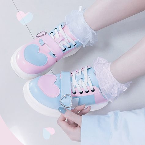 Clothes Teen, Outfits Anime, Bowknot Shoes, Cartoon Kawaii, Teen Outfits, Anime Clothing, Kawaii Shoes, Heart Shoes, Black And White Shoes