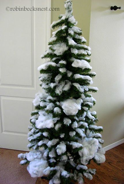 how to flock a fake tree - with poly batting Everest Vbs, Make Christmas Tree, Fake Christmas Trees, Fake Snow, Vbs Crafts, Christmas 2015, Christmas 2016, Artificial Christmas Tree, Christmas Inspiration