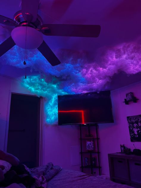 Led Cloud Room Aesthetic, Trippy Ceiling Ideas, Led Bedroom Ideas Cloud Lights, Cool Ceiling Design, Space Aesthetic Bedroom Ideas, Led Themed Room, Gaming Room Lighting Ideas, Cloud Bedroom Decor, Bedroom Themes For Teens