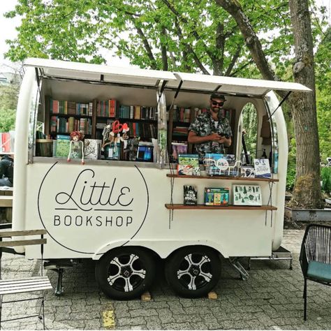 Magical Bookshops - The Shopkeepers Camper Bookstore, Unique Book Stores, Book Mobile Truck, Small Book Store Design, Book Display For Craft Show, Bookstore Tea Shop, Pop Up Shop Book Display Ideas, Trailer Library, Camper Library