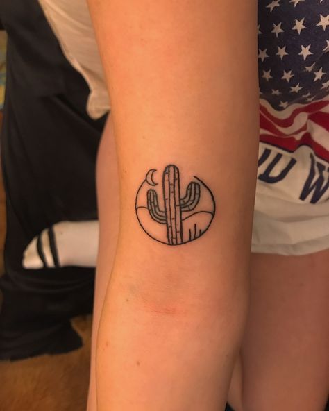 Tattoo Cactus, Texas Tattoo, Cowgirl Tattoos, Cowboy Tattoos, Country Tattoos, Cactus Tattoo, Western Tattoos, Inspiration Tattoo, Tattoos Geometric