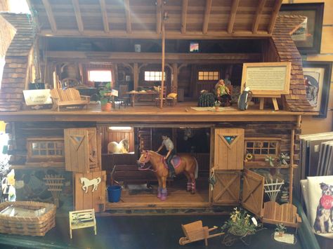 Bryer Horses Display, Barn Layout, Diy Horse Barn, Bryer Horses, Toy Barn, Horse Crafts, Custom Horse, Toy Horse, Horse Diy