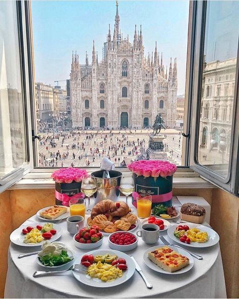 ROYAL DESTINATIONS on Instagram: “Breakfast with a 😍MILANO😍 view.  Good morning & happy Tuesday 👑ROYALS👑. Is Italy on your bucket list? . . . . . . . . #Baecation…” Breakfast Around The World, Destination Voyage, Breakfast In Bed, Milan Italy, Travel Inspo, Dream Destinations, Travel Aesthetic, Female Travel, Italy Travel