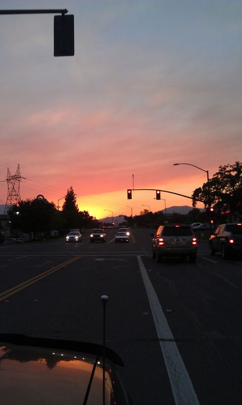 Sunset near Dana drive in Redding California Redding California, Pretty Sky, Road Runner, Beautiful Sunset, Travel Fun, Dream Life, Paradise, California, Travel