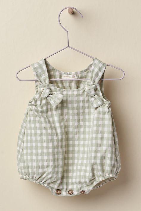 Wedoble SS23 | "Percival" Sage Green Gingham Romper – Millie and John Branded Coconut, Summer Baby Girl Outfits, Next Baby Clothes, Baby Girl Summer Outfits, Spring Baby Clothes, Gingham Romper, Baby Accesories, Baby Clothes Brands