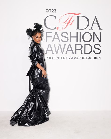 The 2023 Awards Best-Dressed List! | News | CFDA Shimmering Gown, Law Roach, Laura Linney, Cfda Fashion Awards, Liza Koshy, Fashion Calendar, Cfda Awards, American Museum Of Natural History, Winnie Harlow