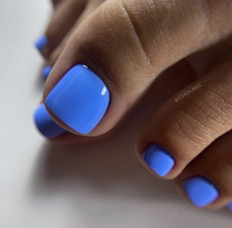 Toe Nail Colors, Blue Toe Nails, Unghie Sfumate, Pedicure Colors, Gel Toe Nails, Acrylic Toe Nails, Toe Nail Color, Pretty Toe Nails, Cute Toe Nails