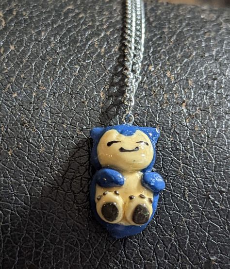 Hand made and mounted on a chain, this adorable Snorlax is hand sculpted in Polymer clay Snorlax Polymer Clay, Snorlax Clay, Pokemon Jewelry, Clay Things, Clay Stuff, Clay Figures, Profile Pictures, Clay Art, Boyfriend Gifts