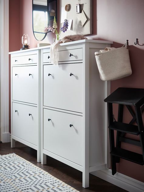 Easy Storage Ideas for a Small, Beautiful Hallway - IKEA CA Easy Storage Ideas, Ikea Shoe Storage, Hemnes Shoe Cabinet, Ikea Shoe Cabinet, Ikea Shoe, Ikea Hemnes, Clothes Stand, Large Wall Mirror, Hallway Storage