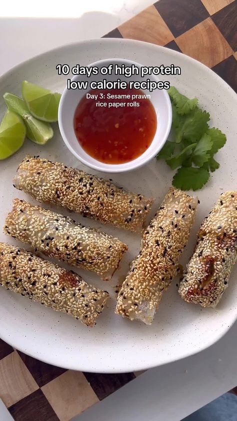 CRISPY SESAME PRAWN RICE PAPER ROLLS 🦐 High Protein Low Calorie Recipes, Prawn Rice, Sesame Rice, Healthy Japanese Recipes, Rice Paper Rolls, Easy Healthy Eating, Lean Pork, High Protein Low Calorie, Calorie Recipes