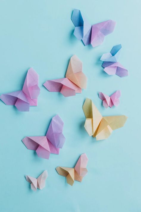 easy origami butterfly | origamiok.com Origami Bird Easy Step By Step, Oragami Birds, Origami Dog Face, Origami Bird Easy, Origami Monkey, Origami Insects, Origami Pig, Origami Butterfly Easy, Origami Butterflies