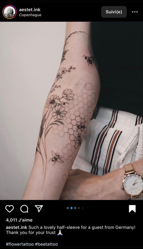 Mushroom Tattoo Placement, Natur Tattoo Arm, Leg Band Tattoos, Hexagon Tattoo, Honeycomb Tattoo, Tattoo Sleeve Filler, Earthy Tattoos, Feminine Tattoo Sleeves, Insect Tattoo