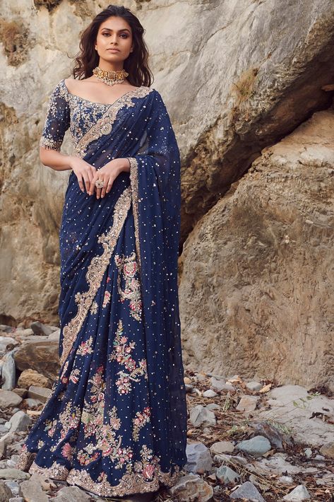 Midnight Blue Embroidered Kurta Set Design by Dolly J at Pernia's Pop Up Shop 2021 Blue Sari, Desi Dress, Fantasy Clothes, Fancy Sarees Party Wear, Traditional Indian Dress, Desi Fashion Casual, Pakistani Fancy Dresses, Indian Dresses Traditional, Traditional Indian Outfits