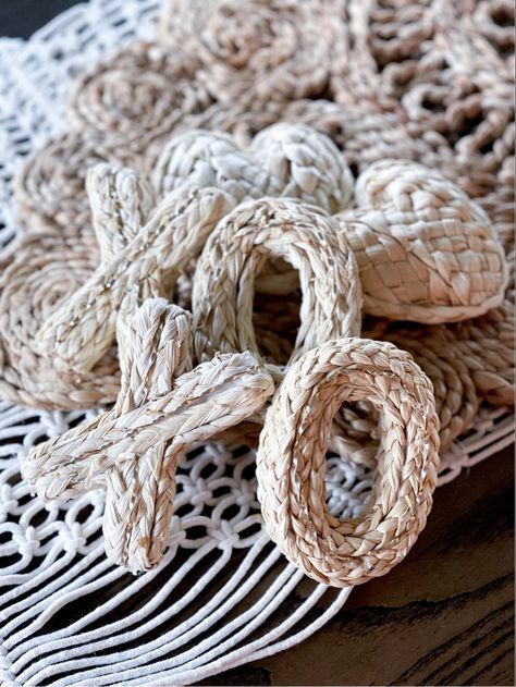 Neutral Boho Decor Industrial Valentines Decor, Valentine’s Day 2023 Trends, Valentine Boho Decor, Pottery Barn Valentine Decor, Valentine Neutral Decor, Coastal Valentines Day Decor, Neutral Valentines Day Decorations For Home, Neutral Valentines Day Decor Diy, Boho Valentines Decor