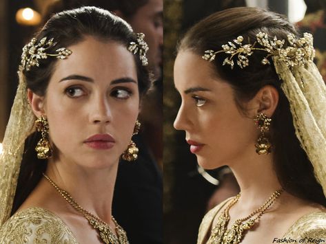 Dark Royalcore, Look Gatsby, Greek Wedding Dresses, Reign Fashion, Adelaide Kane, Face Portrait, Coron, Wedding Headband, Hair Vine