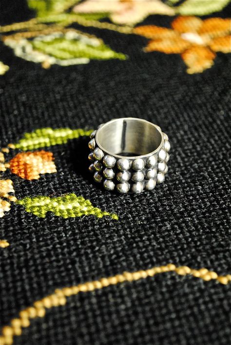 Mexican Vintage, Vintage Sterling Silver Rings, I Love Jewelry, Love Ring, Vintage Sterling Silver, Amazing Jewelry, Sterling Silver Ring, Beautiful Earrings, Silver 925