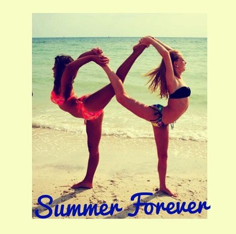 I love u summer Infinity Pose, Acro Stunts, Two Person Yoga, 2 Person Yoga, 2 Person Yoga Poses, 2 Person Stunts, 2 People Yoga Poses, Best Cake Designs, Acro Yoga Poses