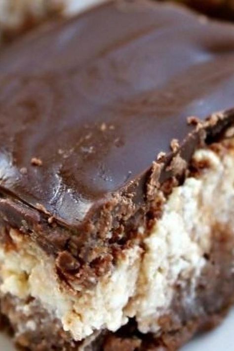 Hershey's Cream Cheese Brownies Chocolate Bar Recipes, Outrageous Brownies, Cinnamon Christmas, Hersheys Chocolate, Brownies Recipes, Cheese Brownies, Sweets Bar, Cream Cheese Brownies, Hershey Chocolate Bar