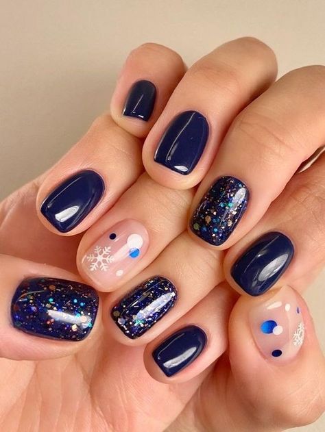 Gel Manicure Ideas For Short Nails Blue, Short Gel Nails Dark, Nail Art Blue Designs, Short Nails Korean Style, Dark Short Nails, Blue Short Nails, Dark Winter Nails, Dark Blue Nail, Korean Nail