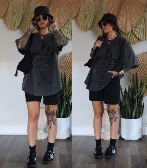 Tory Lleigh Oversized tee and shorts Big T Shirt Outfits Winter, Full Black Summer Outfit, 2ne1 Concert Outfit, Midsize Oversized Tshirt Outfit, Tattoo Aesthetic Outfits, Robyn Brooks Outfits, Tshirt Dress Outfit Casual, Oversized Black Outfit, Tattoo Girl Outfit