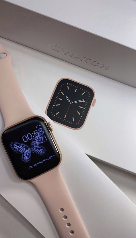 Apple Watch Unboxing, Gucci Apple Watch Band, Apple Watch Fashion, Airpods Apple, University Style, Iphone Obsession, Black Shoes Heels, Pretty Phone Cases, Apple Watches