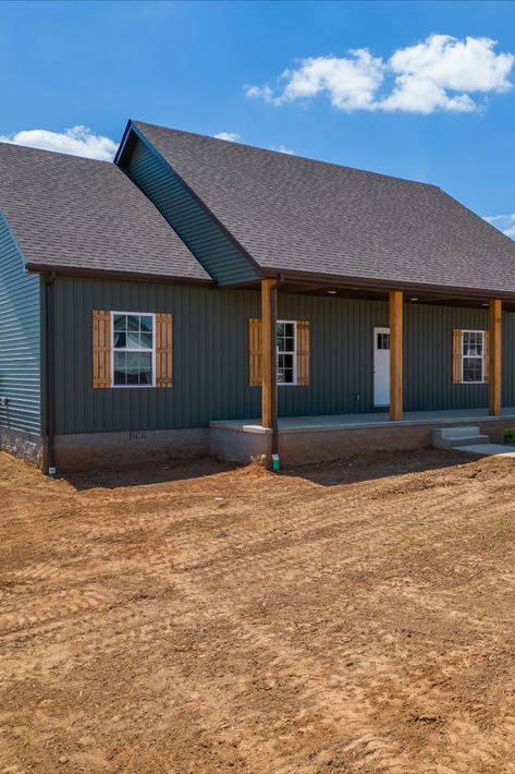 Spruce up your siding and go bold! Dark green siding (color Spruce) with cedar and black accents. Big fan of the dark exteriors. Black Siding Cedar Accents, Green Vinyl Siding House, Green Siding House Exterior Colors, Dark Green House Exterior, Green Siding House, Green Vinyl Siding, Vinyl Siding House, Green House Exterior, Green Siding